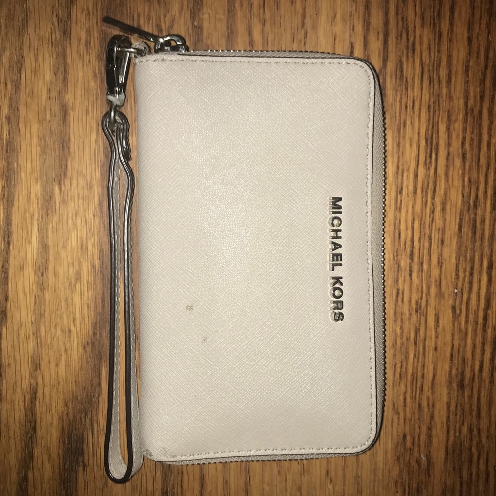 Michael Kors wallet/wristlet